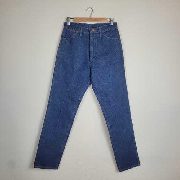 Vintage Wrangler Jeans Women 29x32 Blue Dark Wash High Rise Straight Leg 14MWZG - Picture 1 of 9